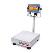 Ohaus Defender® 3000 Washdown Bench Scales